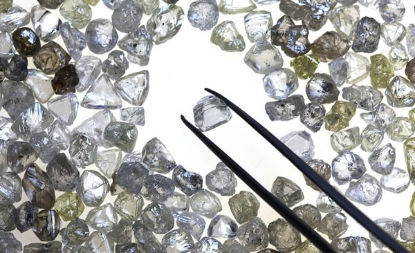 Những ứng dụng nổi bật của kim cương nhân tạo